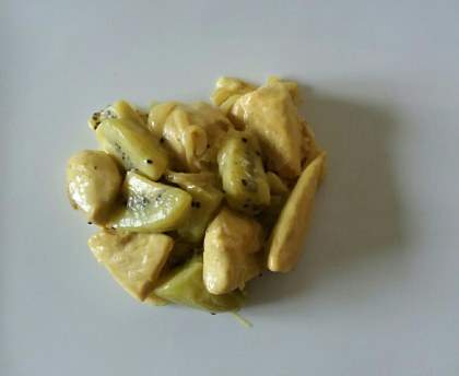 Poulet au curry et aux Kiwis