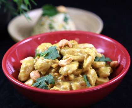 Poulet au curry lait de coco et noix de cajou