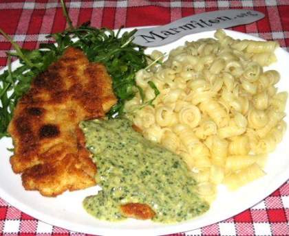 Poulet pané au parmesan, sauce verte minute