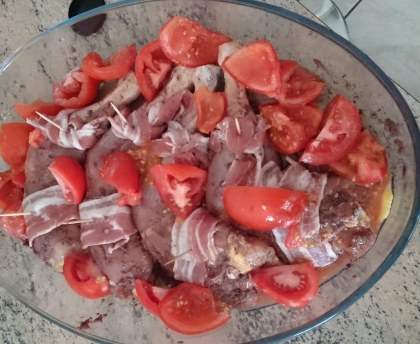 Poulet tapenade, tomate et romarin