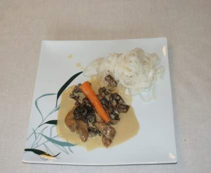 Poulet Thai coco et champignons noirs