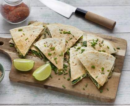Quesadillas aux épinards, oignons, fromage feta