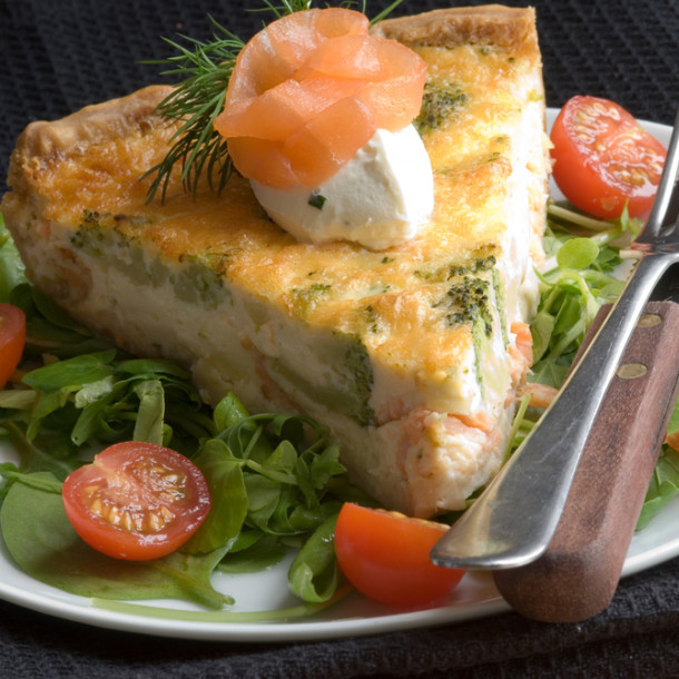 Quiche au saumon et aux tomates cerises