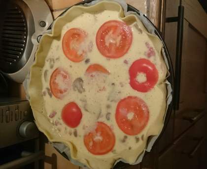 Quiche lorraine à la tomate