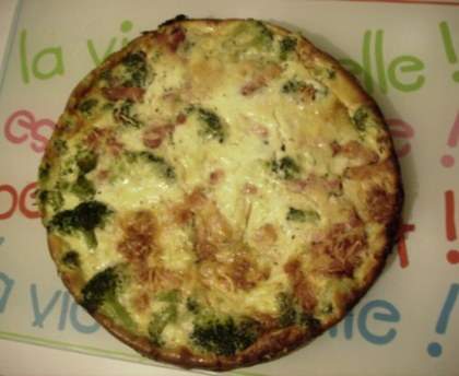 Quiche sans pâte aux brocolis