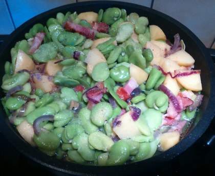 Ragout de fèves aux lardons