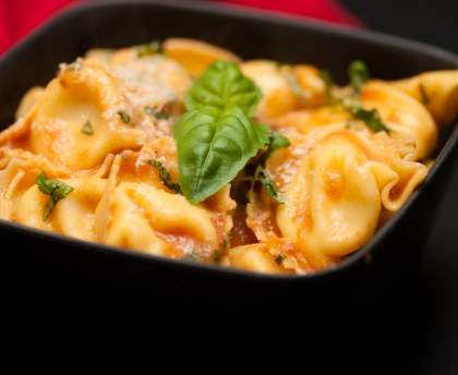 Ravioli au boeuf et à la sauce tomate 