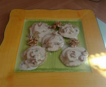 Raviolis aux noix et au roquefort