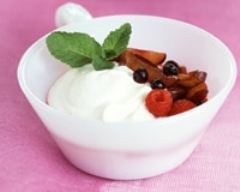Ricotta au miel et aux fruits