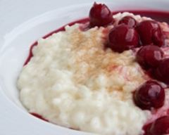 Riz au lait et son coulis de cerises