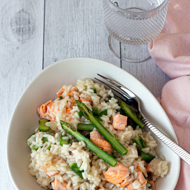 Riz aux asperges vertes et saumon