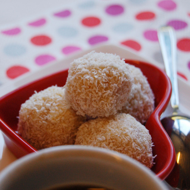 Rochers au chocolat blanc et à la noix de coco