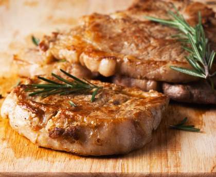 Rôti de porc aux oignons (recette micro-ondes)