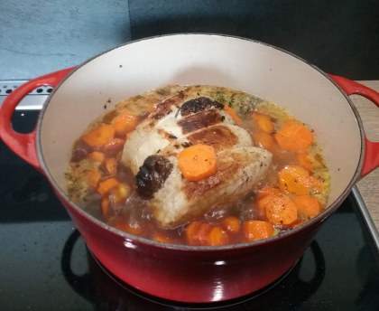 Rôti de porc pruneaux carottes