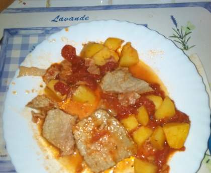 Rôti de veau à la tomate
