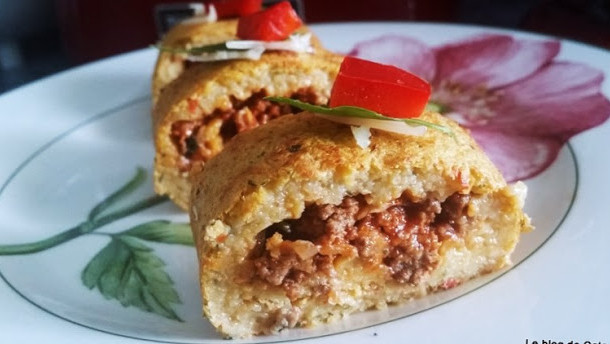 Roulé de pommes de terre à la viande