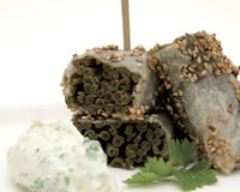 Rouleaux craquants, haricots verts et sésame