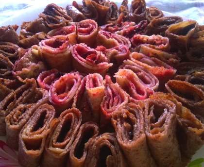 Rouleaux de crêpes bicolores