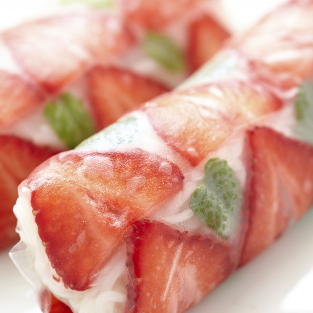 Rouleaux de printemps aux fraises