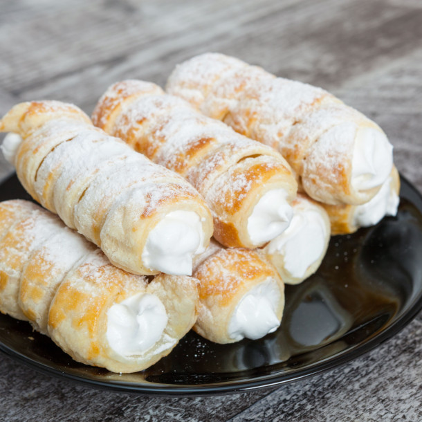 Roulés feuilletés à la vanille