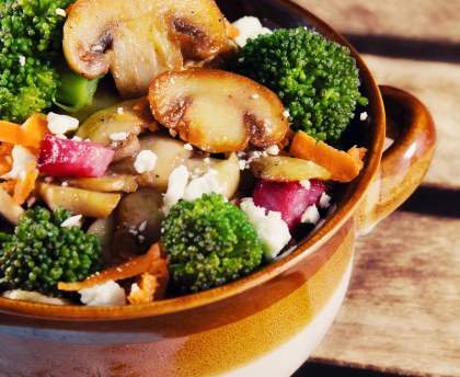 Salade d'automne aux champignons sautés