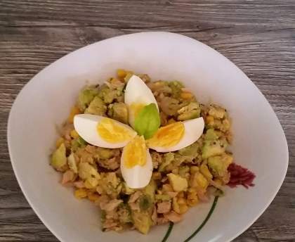 Salade d'avocats et thon