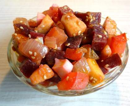 Salade de betteraves, pommes et lardons
