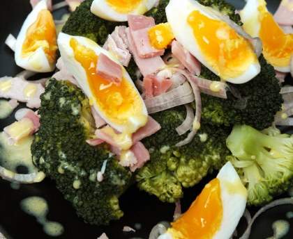 Salade de brocolis au jambon 