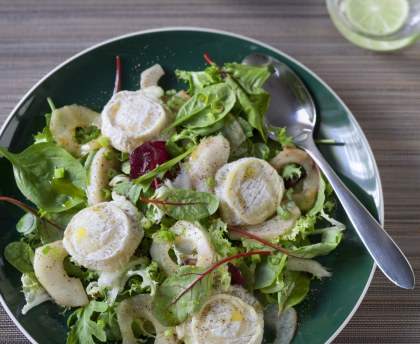 salade de chèvre et poires caramélisées