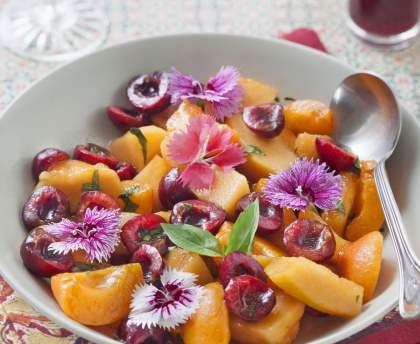 Salade de fruits d'été à l'huile d'olive