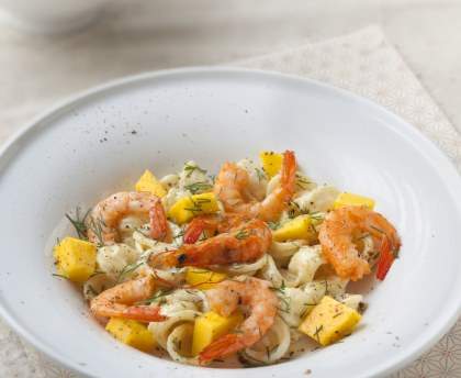 salade de gambas fruitées, sauce curry