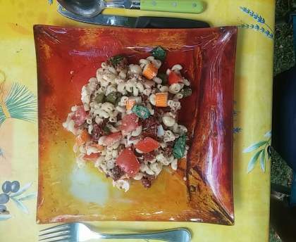 Salade de pâtes à la méditerranéenne