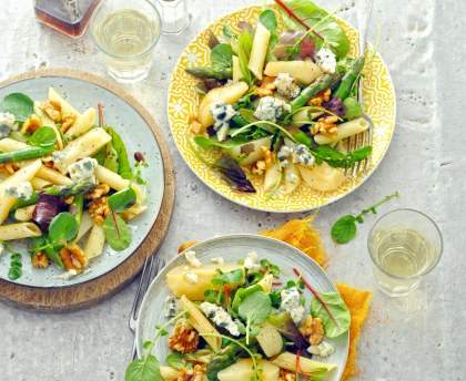 Salade de pâtes aux poires, au gorgonzola et aux noix