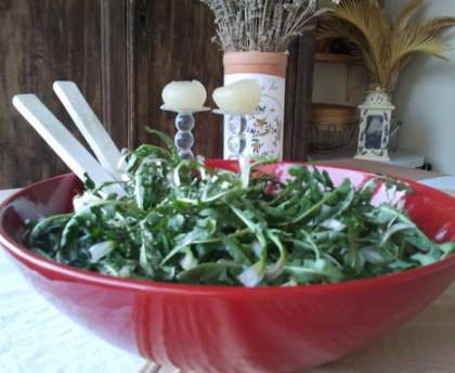 Salade de pissenlits aux lardons