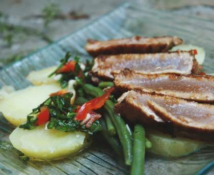Salade de pommes de terre tiède au thon (à la thaïlandaise)