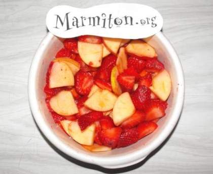 Salade de pommes et fraises