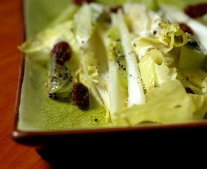 Salade d'endives et aux kiwis