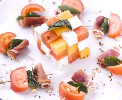 Salade melon, pastèque et crudités