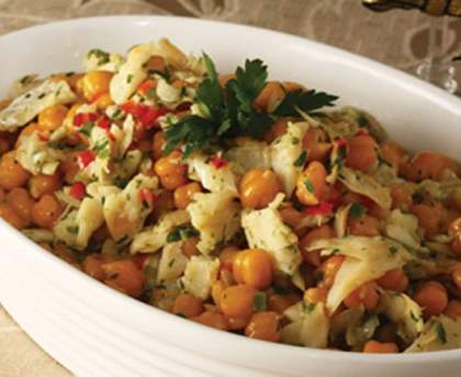 Salade portugaise à la morue et aux pois chiches
