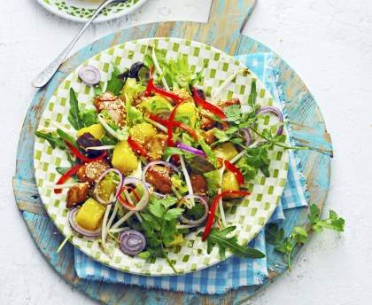 Salade tiède de poulet-teriyaki à l’ananas