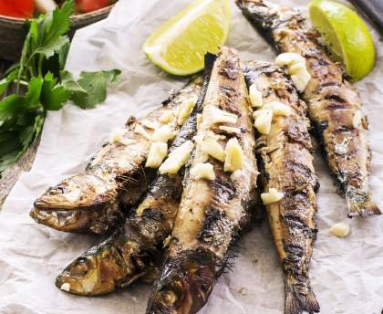 Sardines grillées à la tomate et au citron