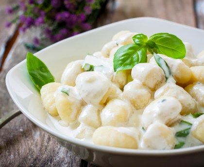 Sauce au chèvre frais et basilic