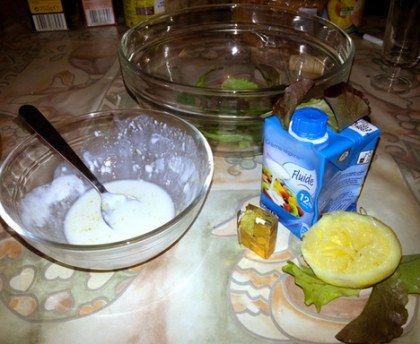 Sauce salade originale : citron, crème et bouillon