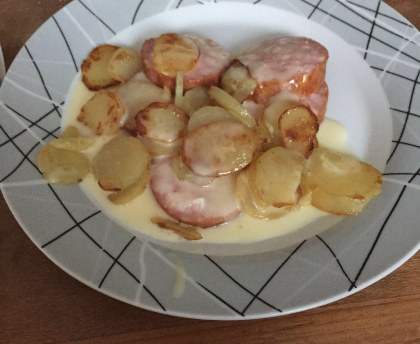 Saucisse de Morteau à la Cancoillote