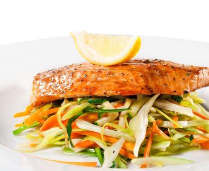 Saumon aux poireaux et carottes