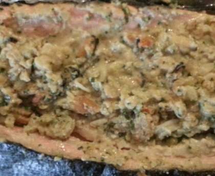 Saumon entier farci aux fruits de mer