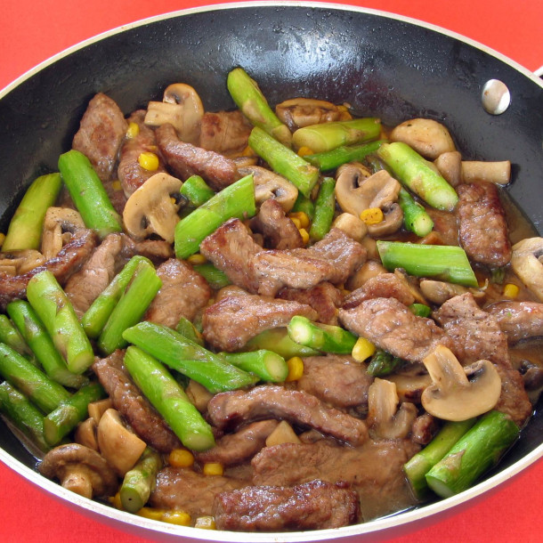 Sauté de boeuf aux asperges