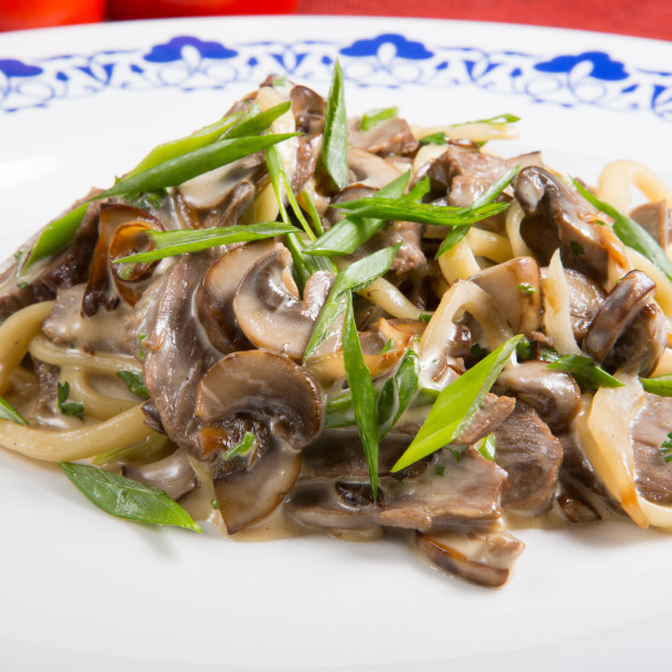 Sauté de bœuf aux poireaux en wok