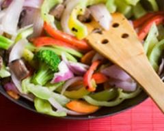 Sauté de légumes aux graines de sésame