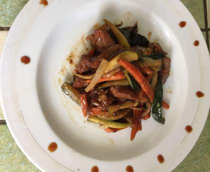 Sauté de porc à la courgette et à la carotte